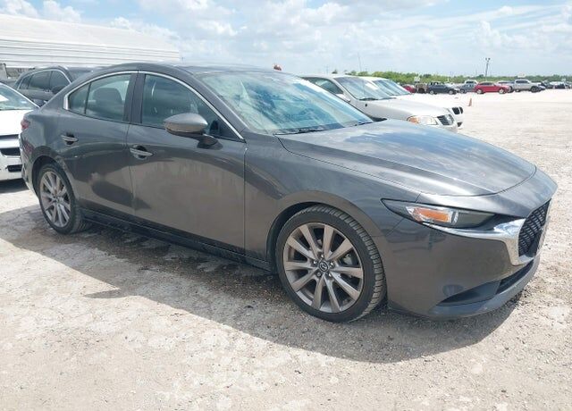 2020 MAZDA Mazda3