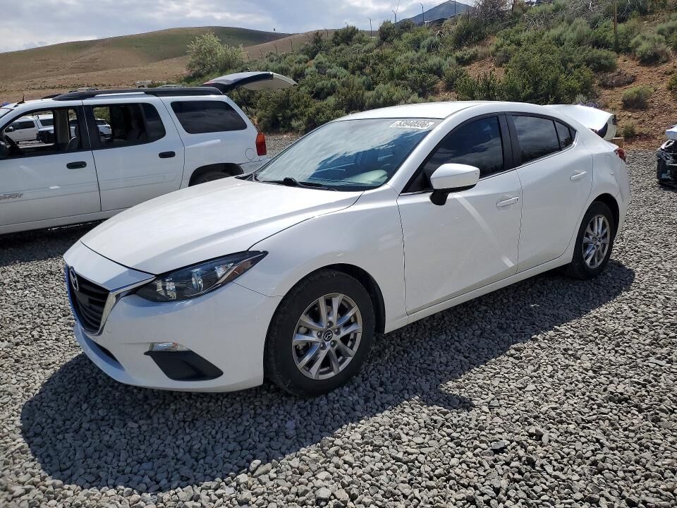 2016 MAZDA Mazda3