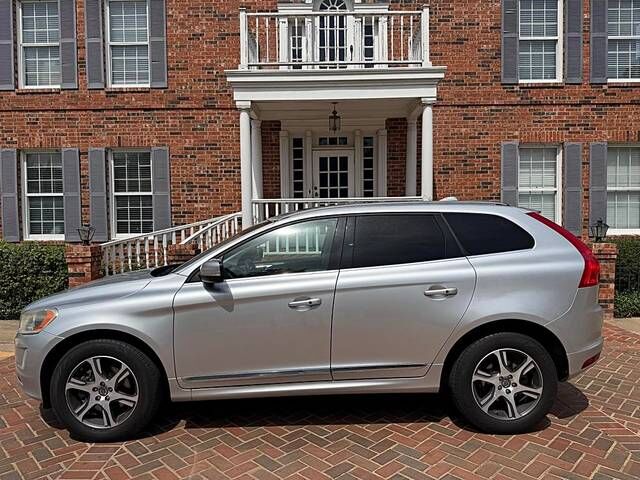 2015 VOLVO XC60