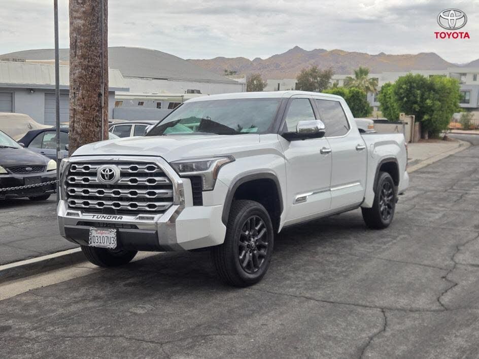 2022 TOYOTA Tundra