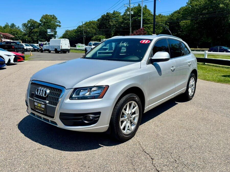 2011 AUDI Q5