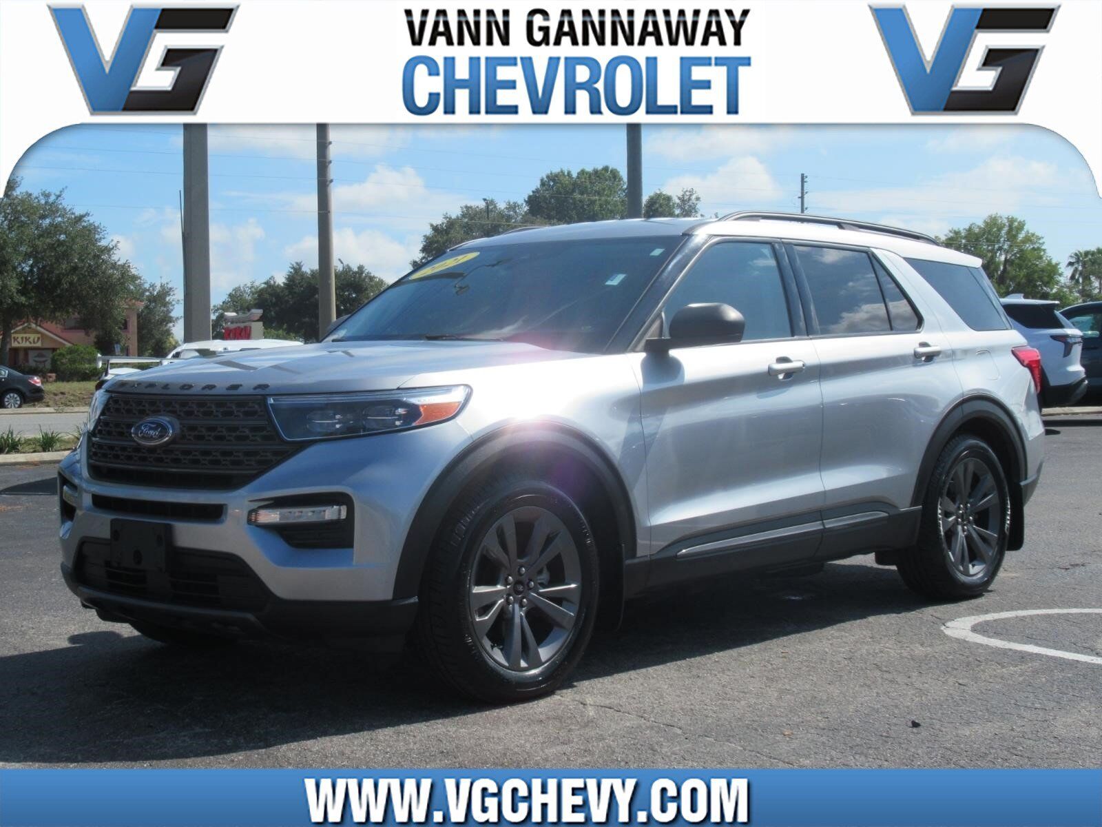 2021 FORD Explorer