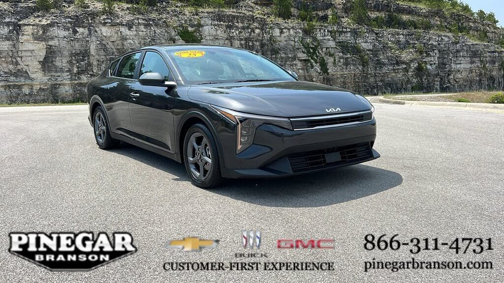 2025 KIA K4