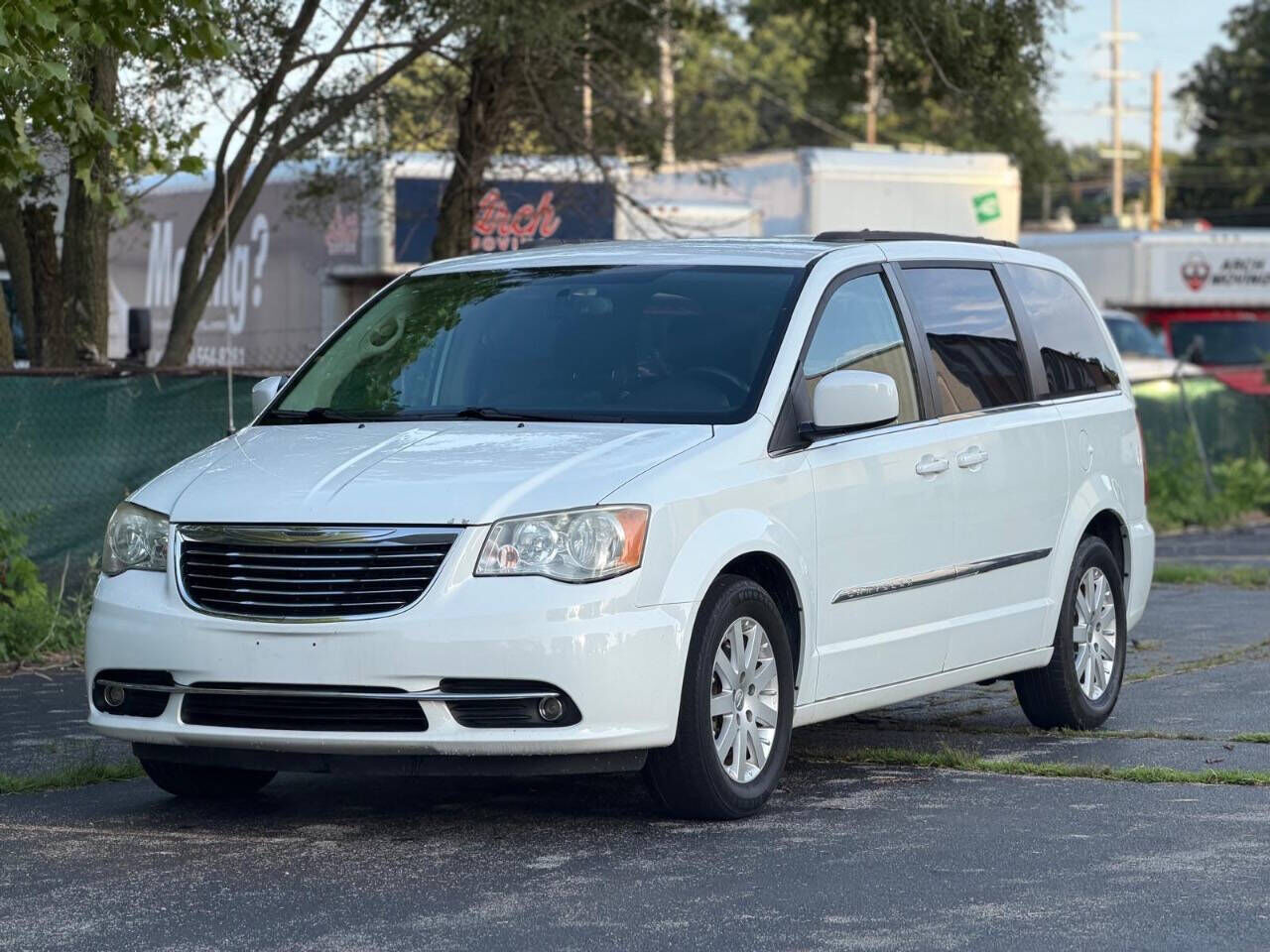2014 CHRYSLER Town and Country