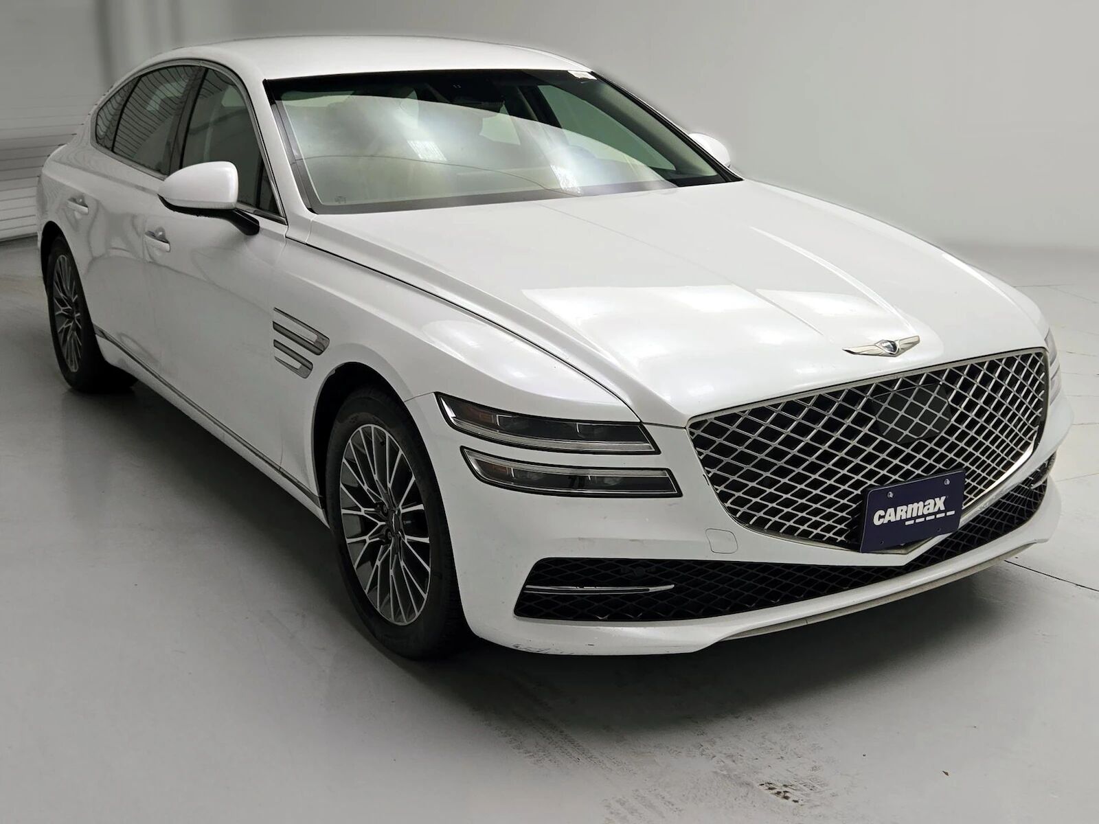 2023 GENESIS G80