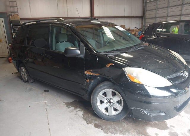 2008 TOYOTA Sienna