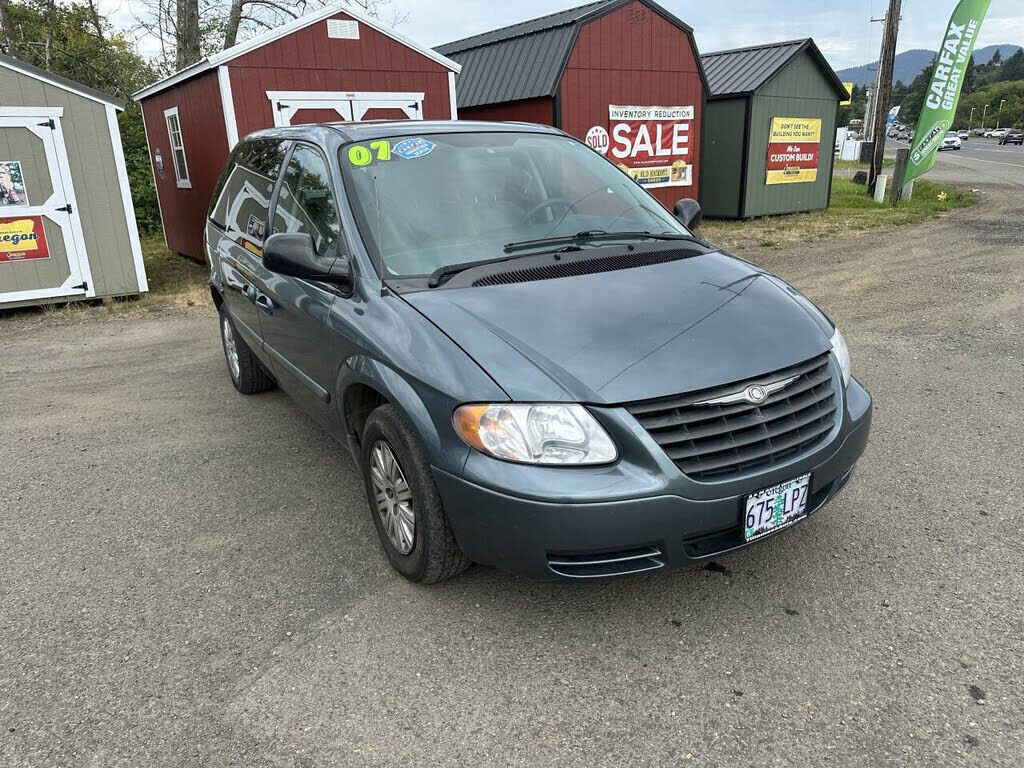 2007 CHRYSLER Town and Country