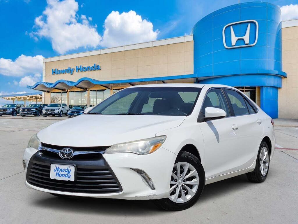 2015 TOYOTA Camry