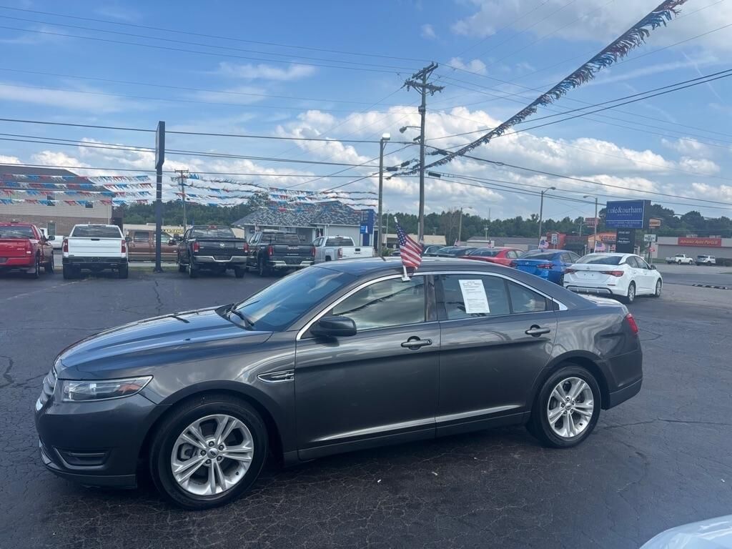 2015 FORD Taurus