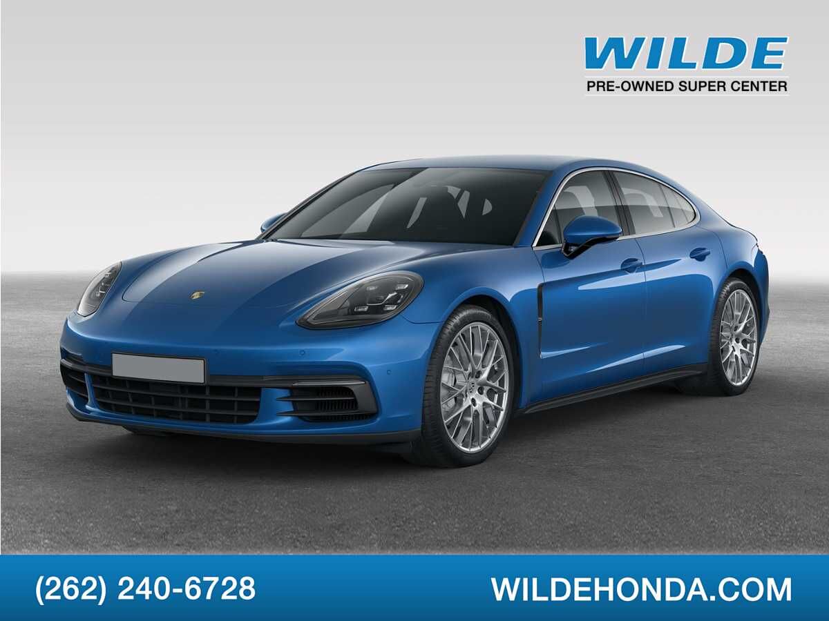 2018 PORSCHE Panamera