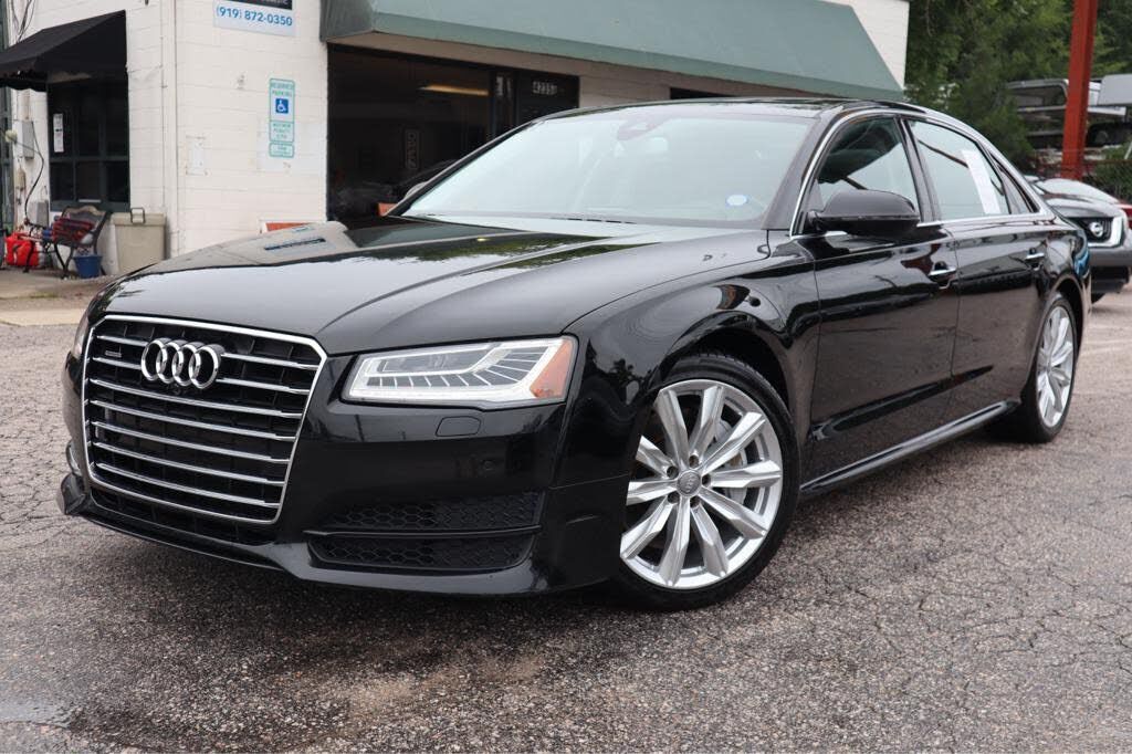2017 AUDI A8