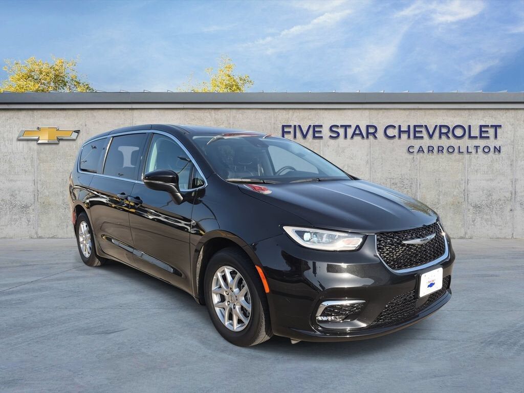 2023 CHRYSLER Pacifica