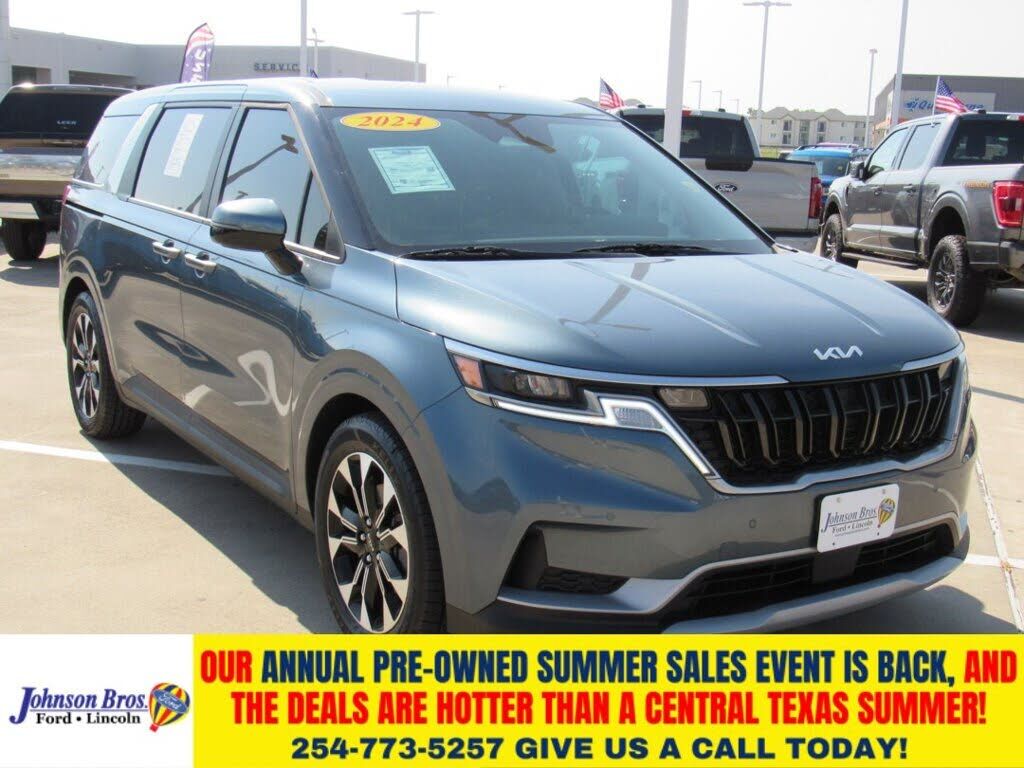 2024 KIA Carnival