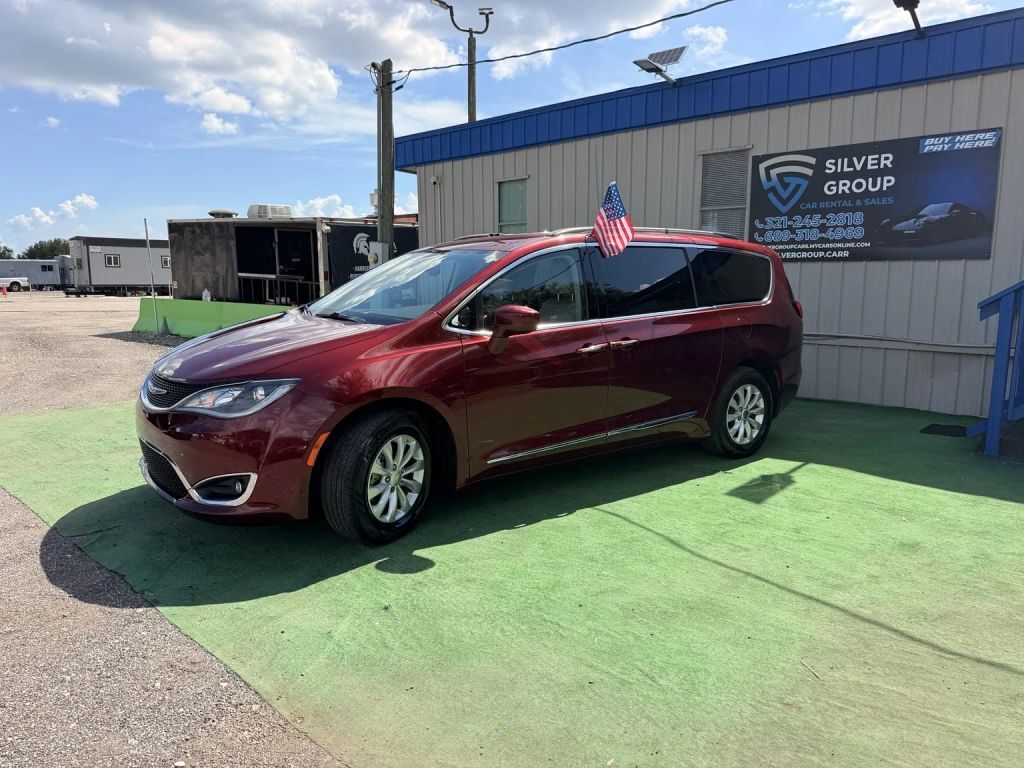 2017 CHRYSLER Pacifica