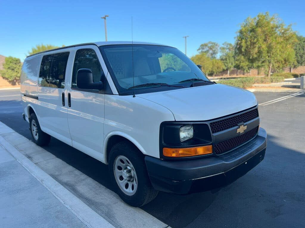 2014 CHEVROLET Express
