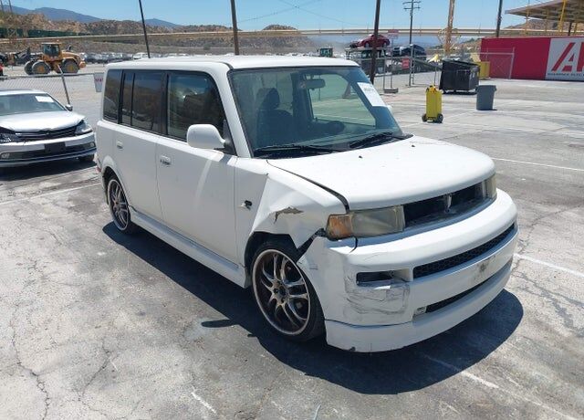 2005 TOYOTA SCION