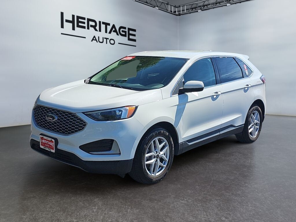 2023 FORD Edge
