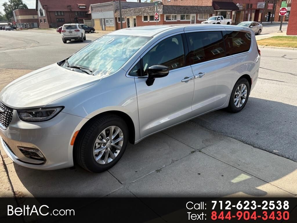 2026 CHRYSLER Pacifica