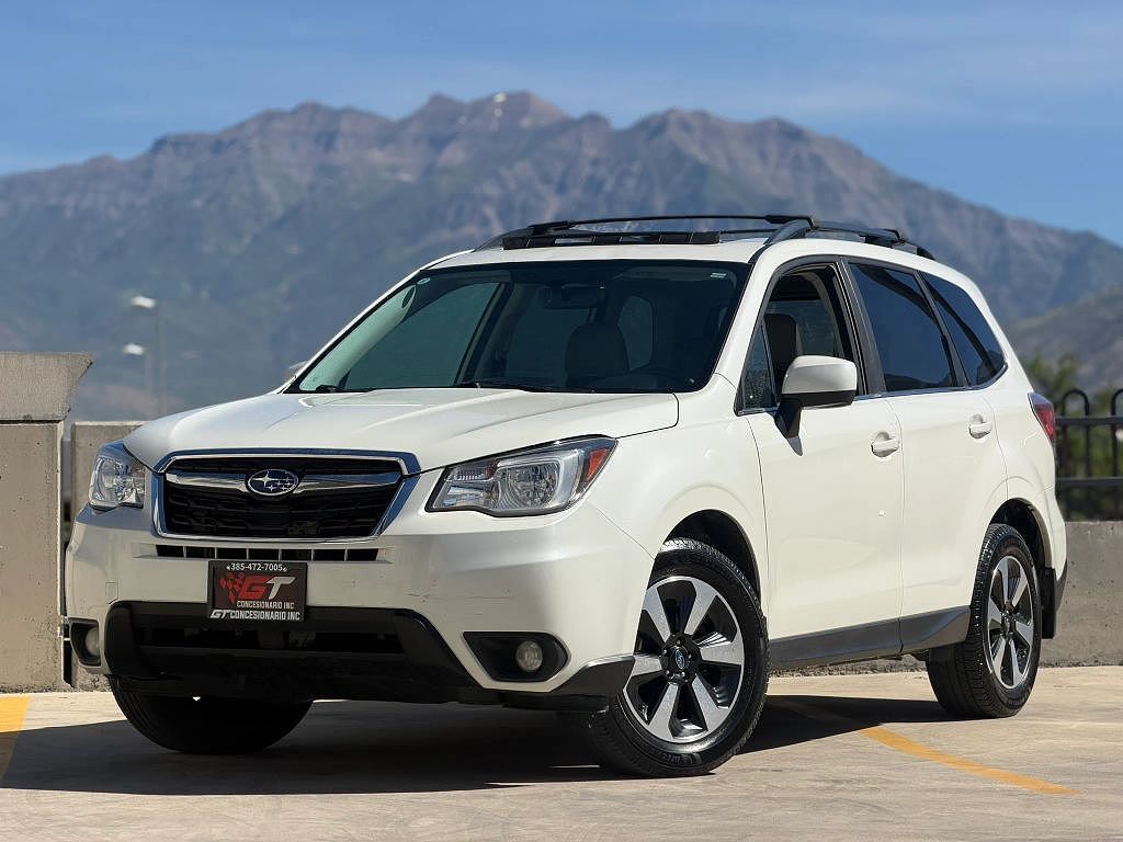 2017 SUBARU Forester