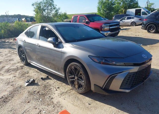 2025 TOYOTA Camry