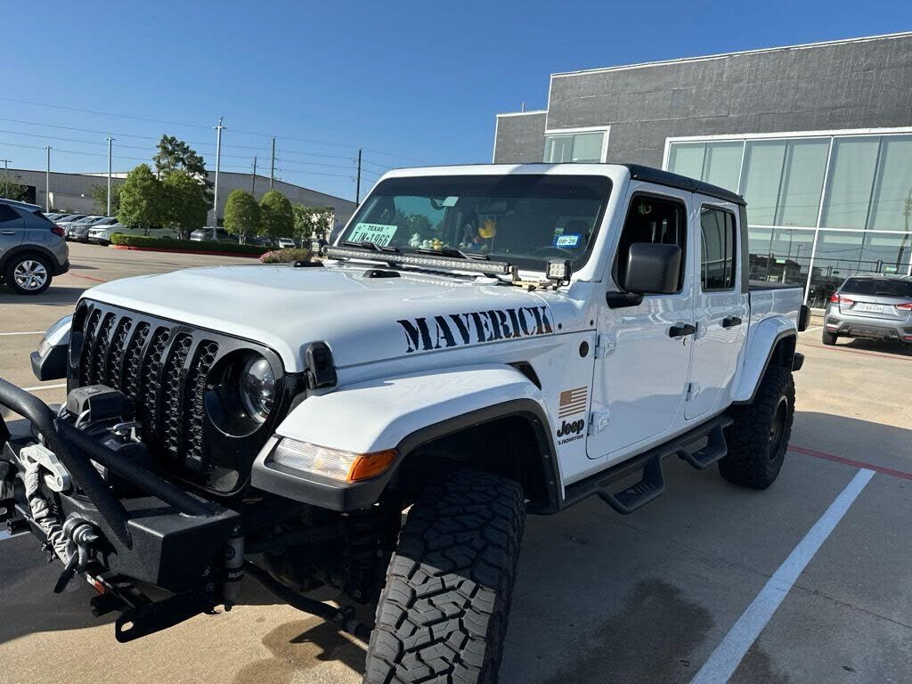 2022 JEEP Gladiator