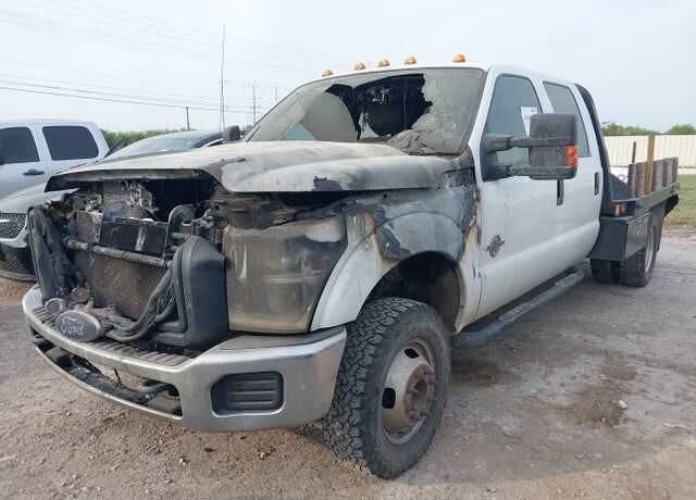 2015 FORD F-350
