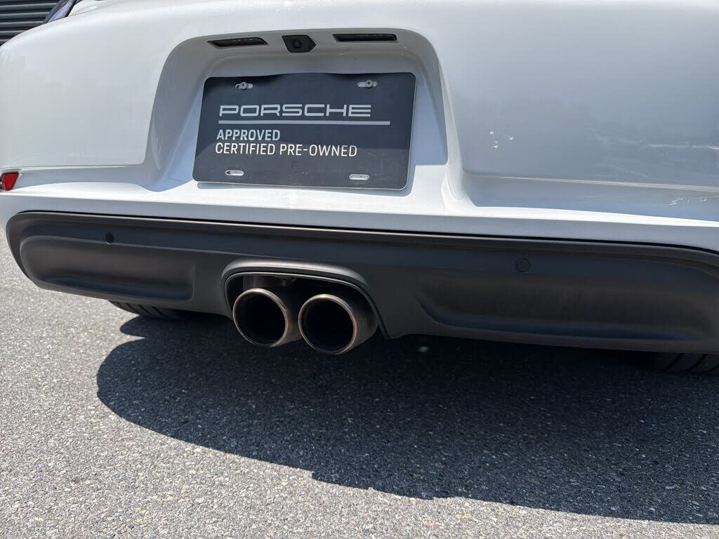2019 PORSCHE 718