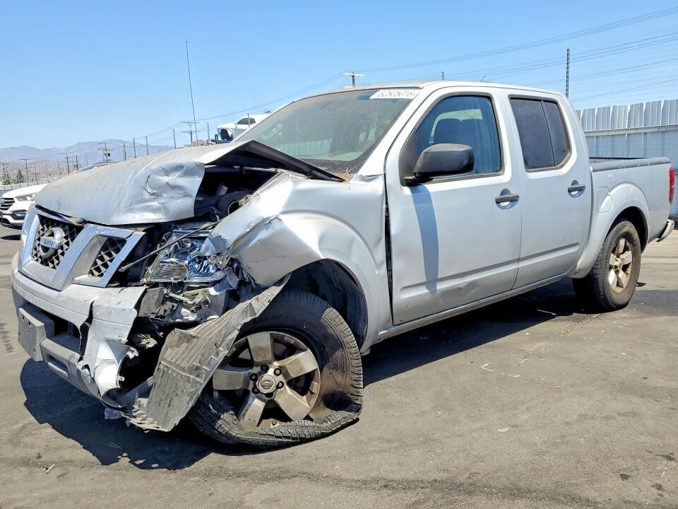 2012 NISSAN Frontier