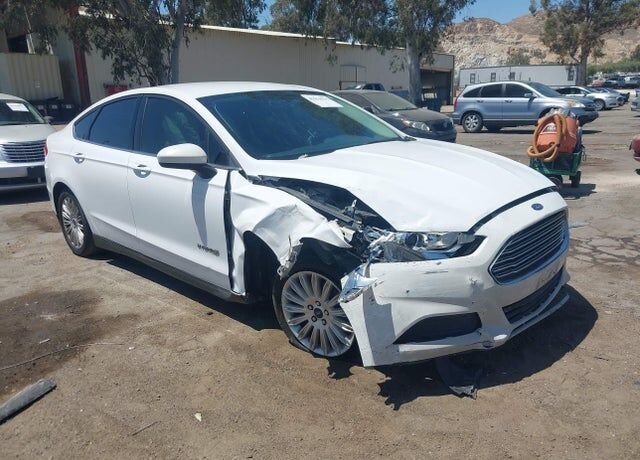 2015 FORD Fusion