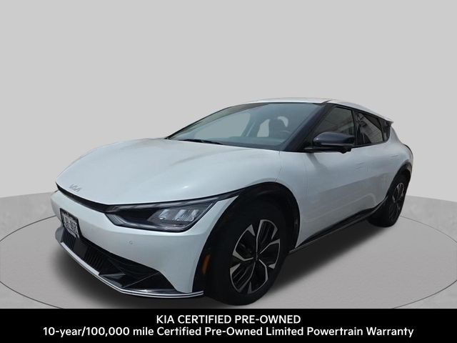 2023 KIA EV6
