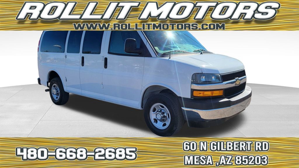 2020 CHEVROLET Express