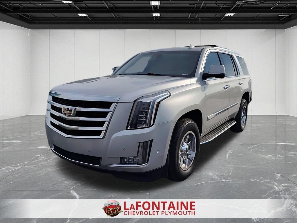 2017 CADILLAC Escalade