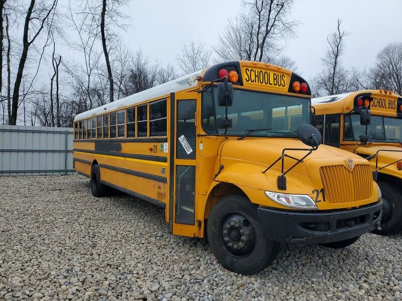 2014 IC BUS PB105