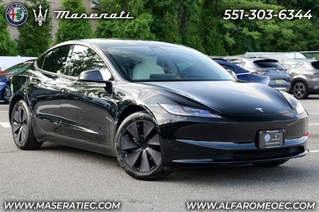 2025 TESLA Model 3