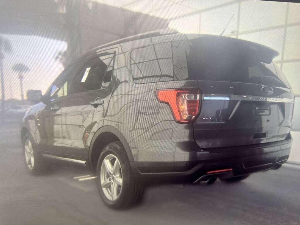2019 FORD Explorer