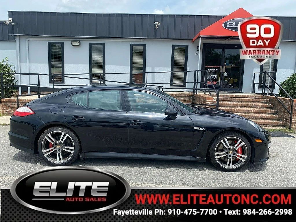 2013 PORSCHE Panamera