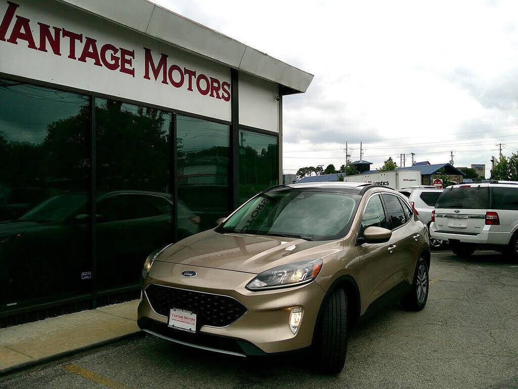 2021 FORD Escape