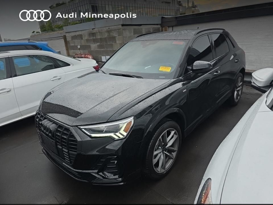 2023 AUDI Q3