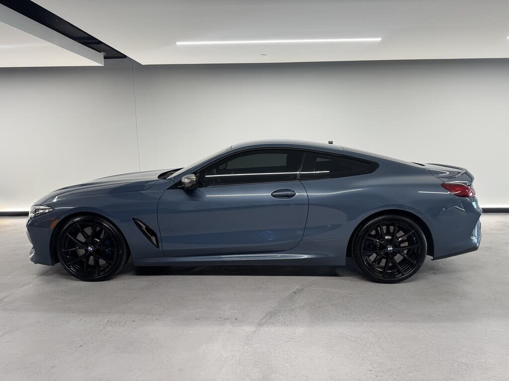 2021 BMW M8