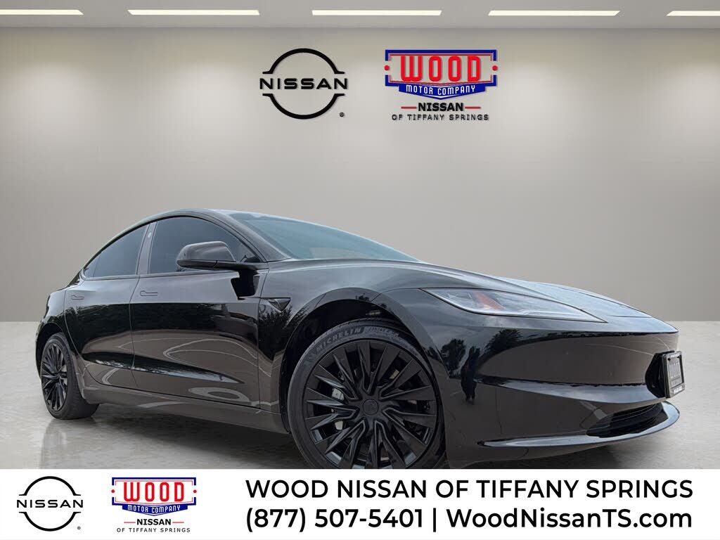 2024 TESLA Model 3