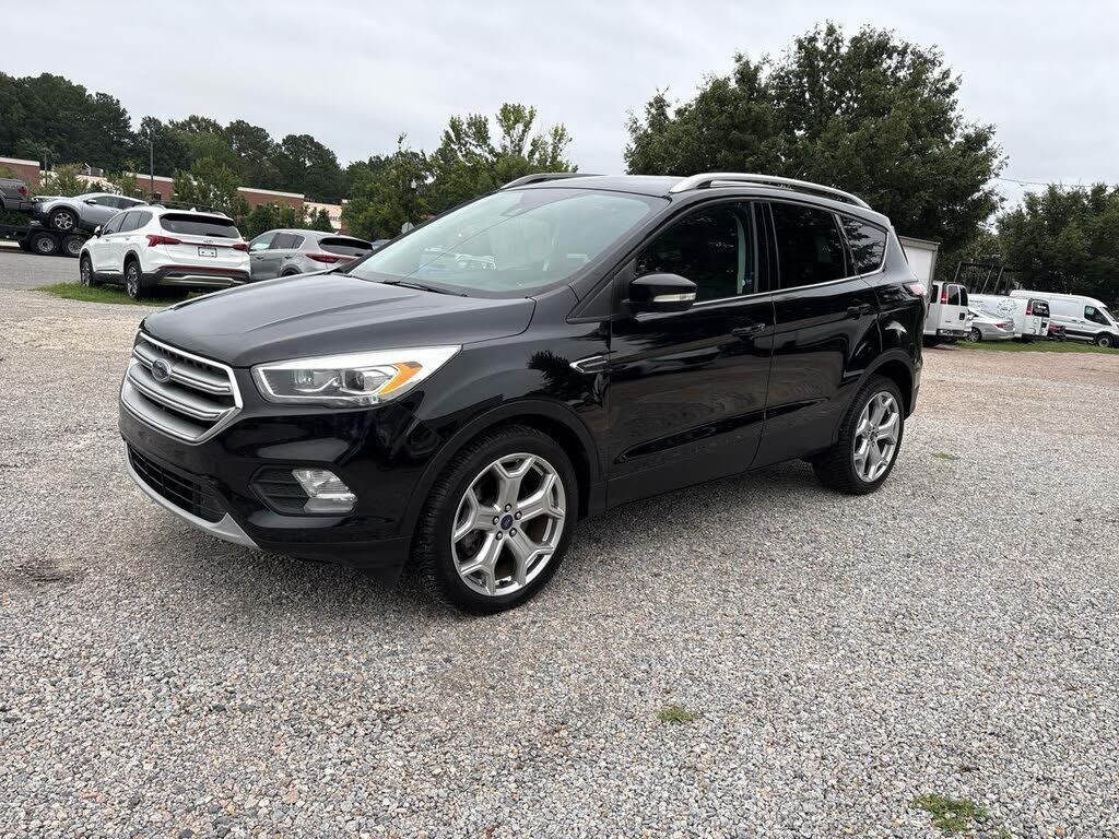 2017 FORD Escape