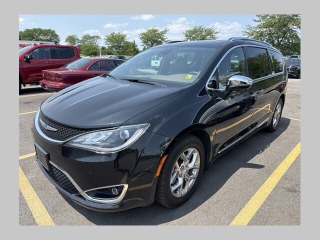 2020 CHRYSLER Pacifica