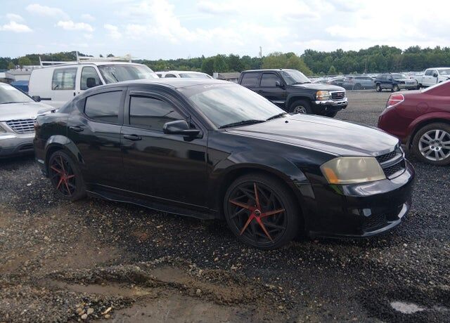2014 DODGE Avenger