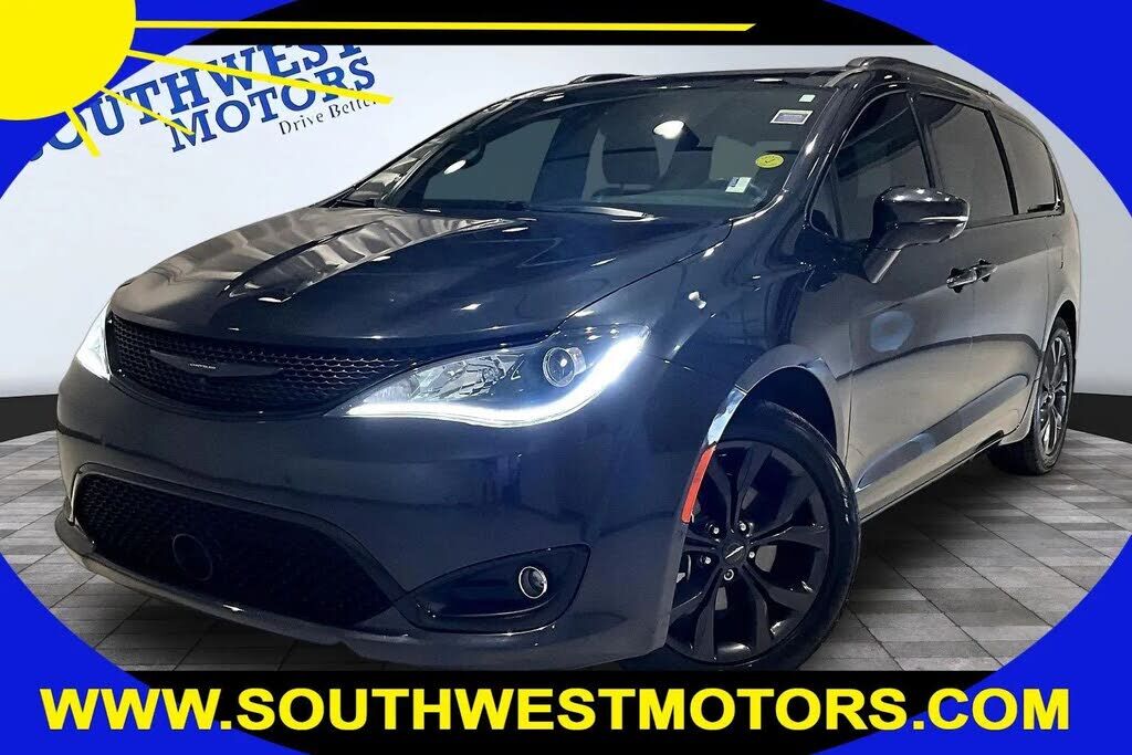 2019 CHRYSLER Pacifica