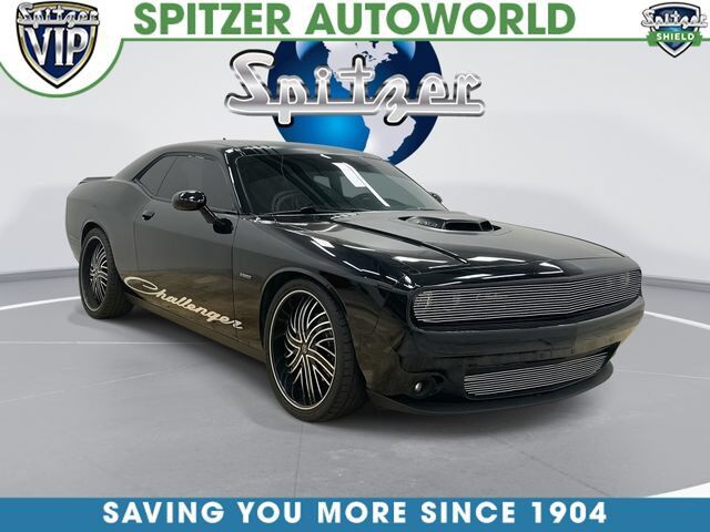 2017 DODGE Challenger