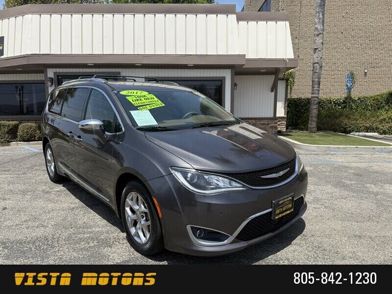 2017 CHRYSLER Pacifica