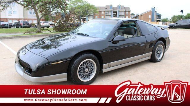 1987 PONTIAC Fiero
