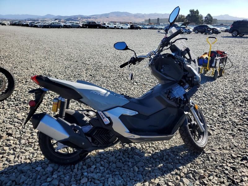 2026 HONDA ADV160