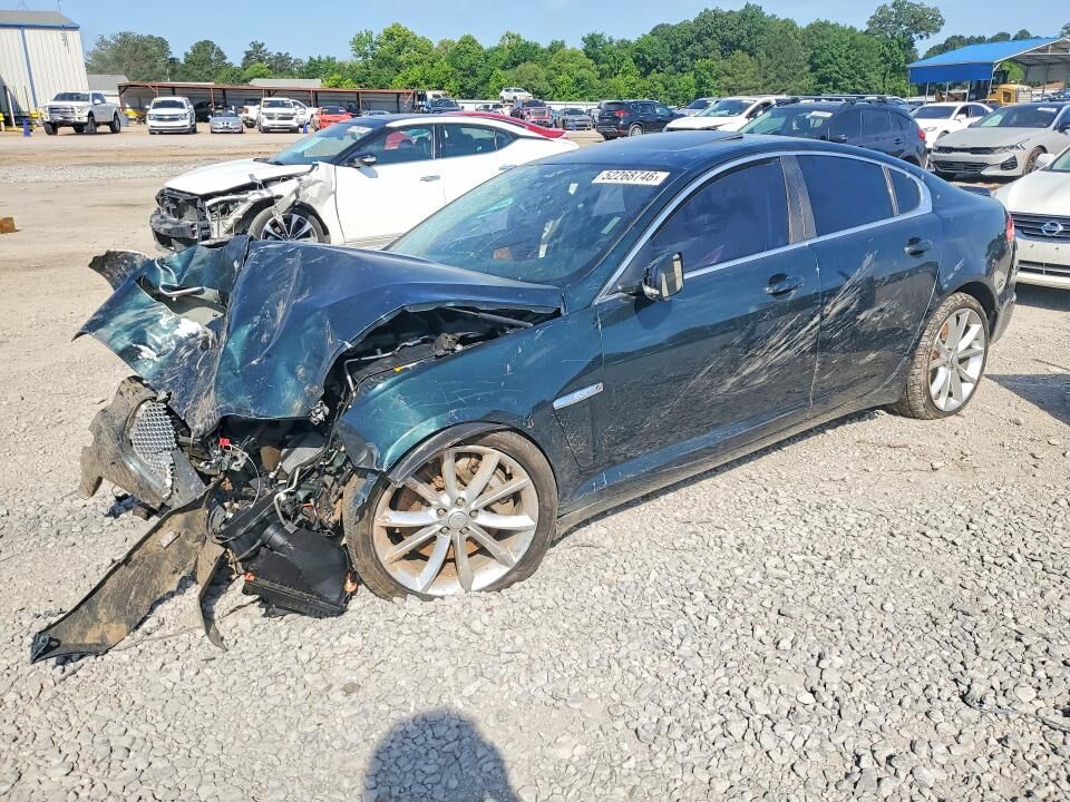 2015 JAGUAR XF