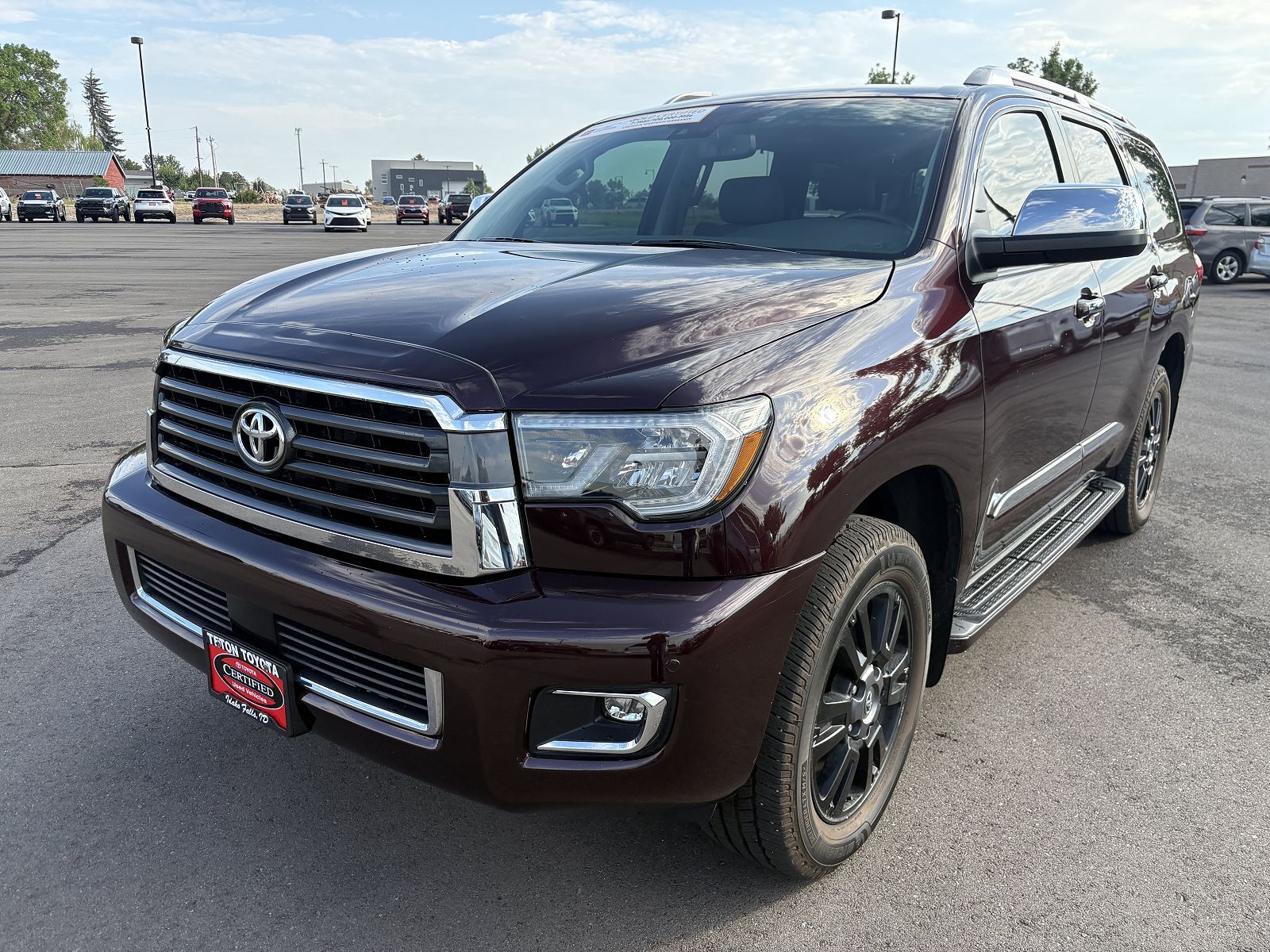 2020 TOYOTA Sequoia